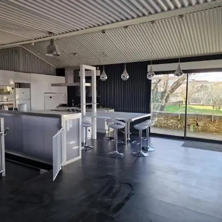 Les Cerisiers 2 2 3*